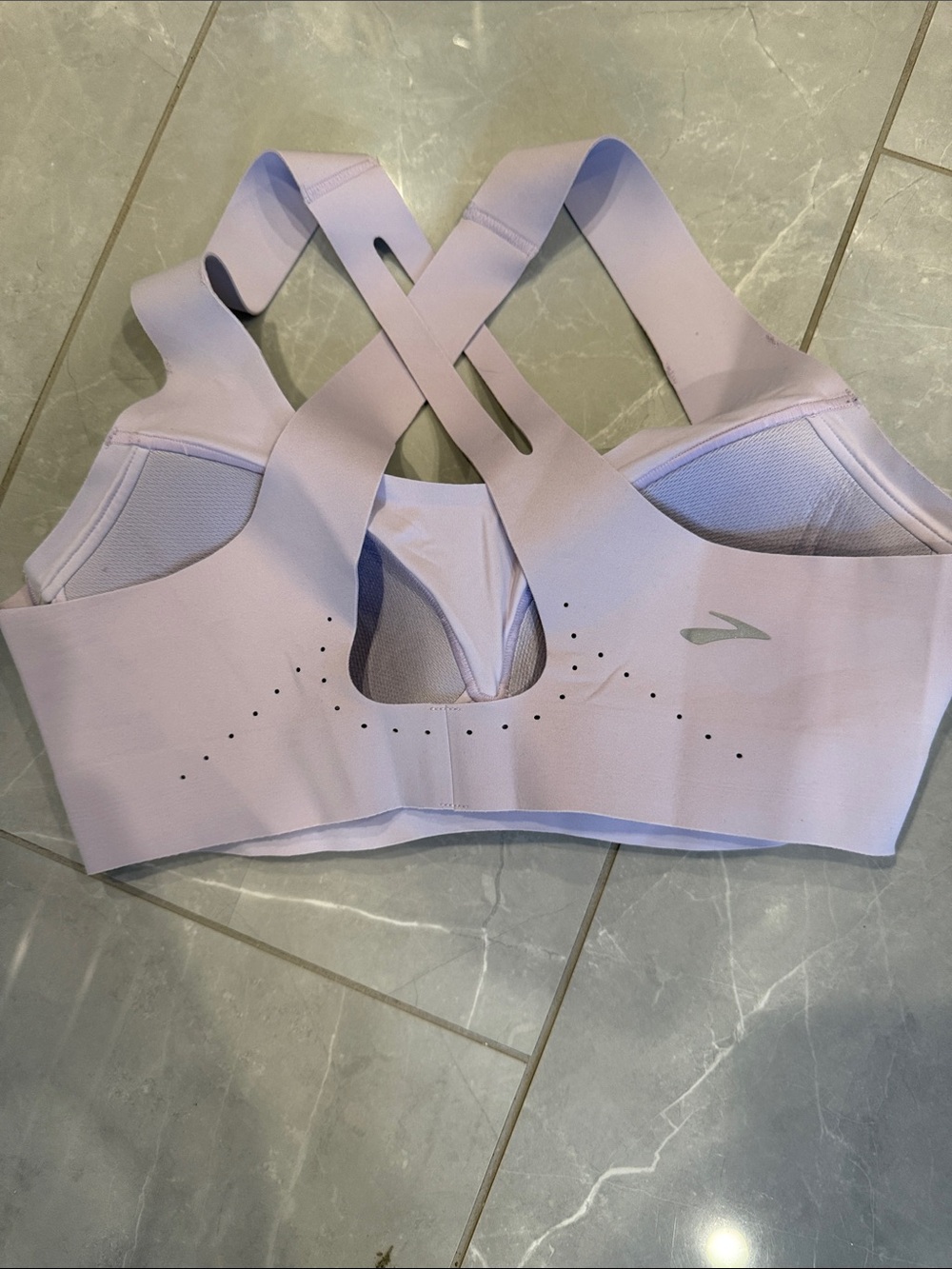 NWOT! Brooks, Dare Crossback Run Bra 2.0, Size Medium/34C/D - Picture 6 of 6